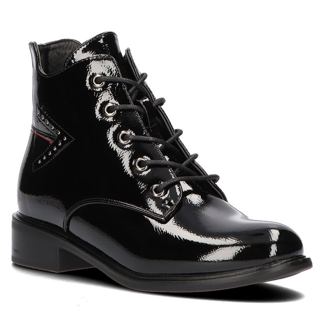 Černé kotníkové boty Filippo DBT3044/21 BK