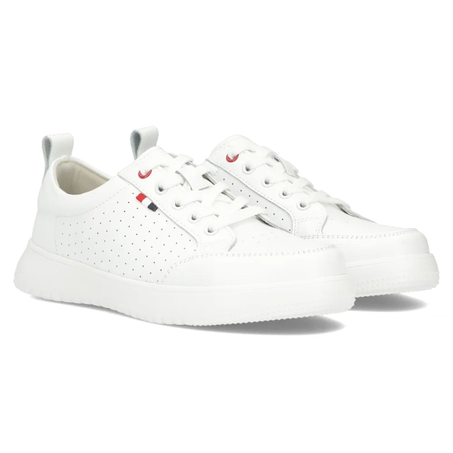 Bílé kožené polobotky Filippo DP6127/24 WH