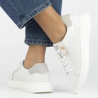 Bílé kožené polobotky Filippo DP6860/26 WH