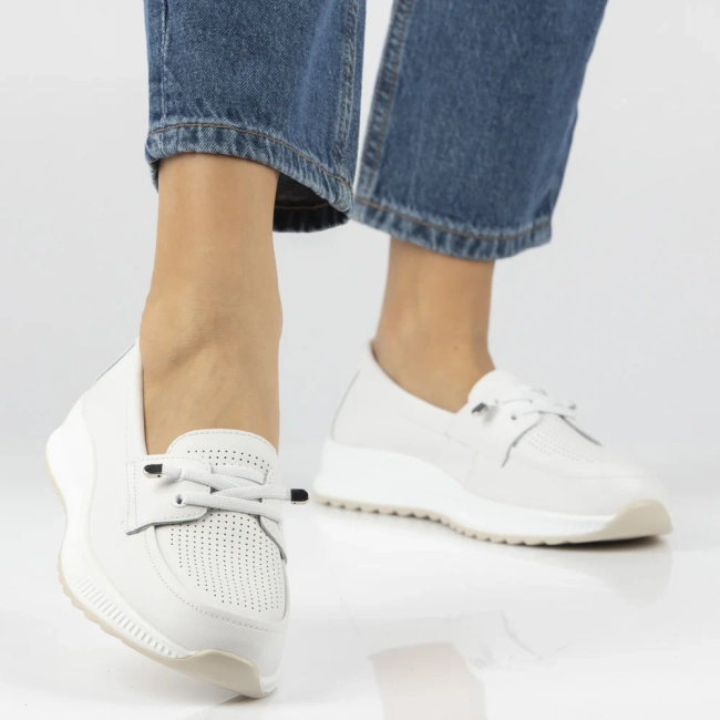 Bílé kožené tenisky Filippo DP7651/26 WH