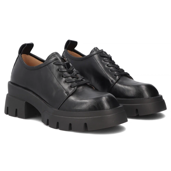 Černé kožené polobotky Filippo DP8156/26 BK