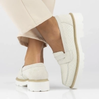 Bílé kožené polobotky Filippo DP6090/24 WH