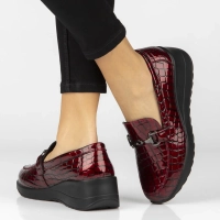 Červené kožené polobotky na klínku Filippo DP8101/26 RD