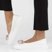 Bílé kožené polobotky Filippo DP4682/24 WH