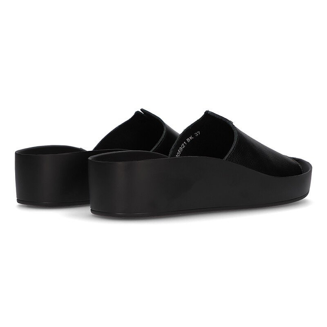 Kožené pantofle Filippo DK2059 / 21 BK černé
