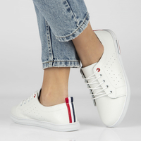 Bílé kožené polobotky Filippo DP3508/23 WH
