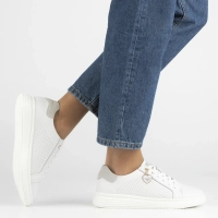 Bílé kožené polobotky Filippo DP6860/26 WH