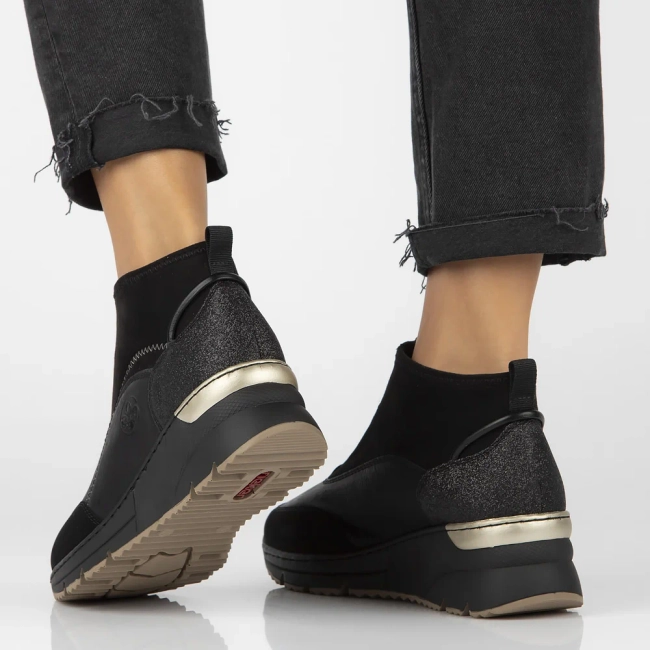 Černé sneakersy Rieker N6361-00