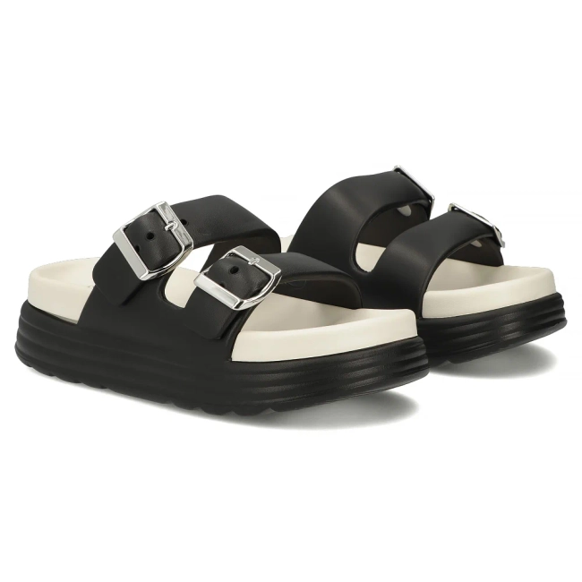 Černé pantofle Filippo DK7914/26 BK