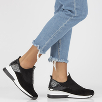 Černé kožené sneakersy Filippo DP1689/21 BK WH