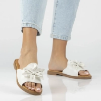 Bílé pantofle Filippo DK7898/26 WH