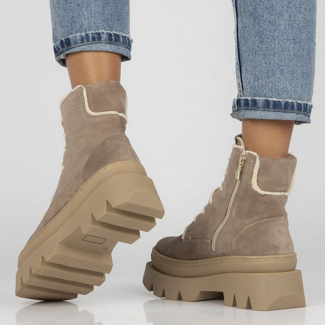 Semišové kotníkové boty Filippo 60404 Taupe