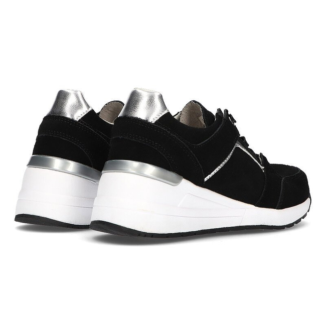 Černé kožené sneakersy Filippo DP2003/21 BK
