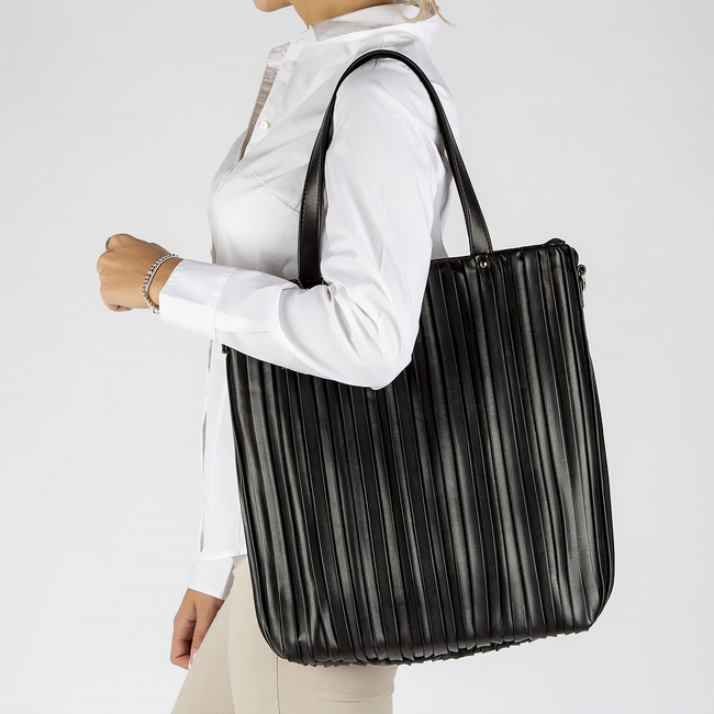 Černá kabelka Filippo TD0009/22 BK