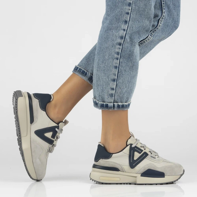 Šedé kožené sneakersy Filippo DP6523/24 GR