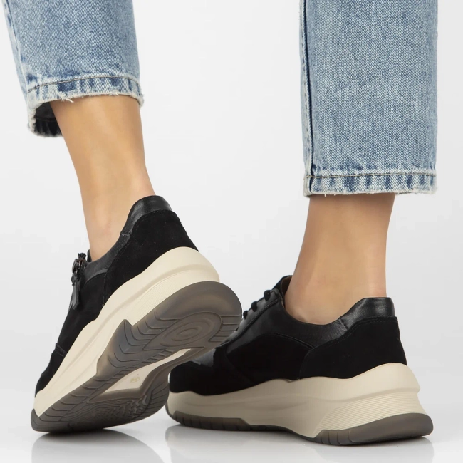Černé kožené sneakersy Filippo DP6435/24 BK