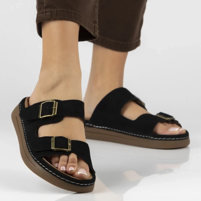 Černé kožené pantofle Filippo DK7802/26 BK
