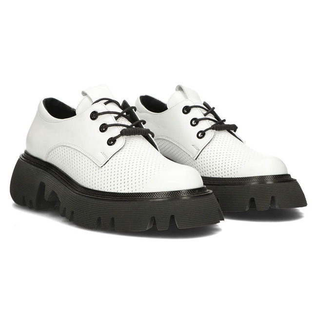 Bílé kožené boty Filippo DP3909/22 WH