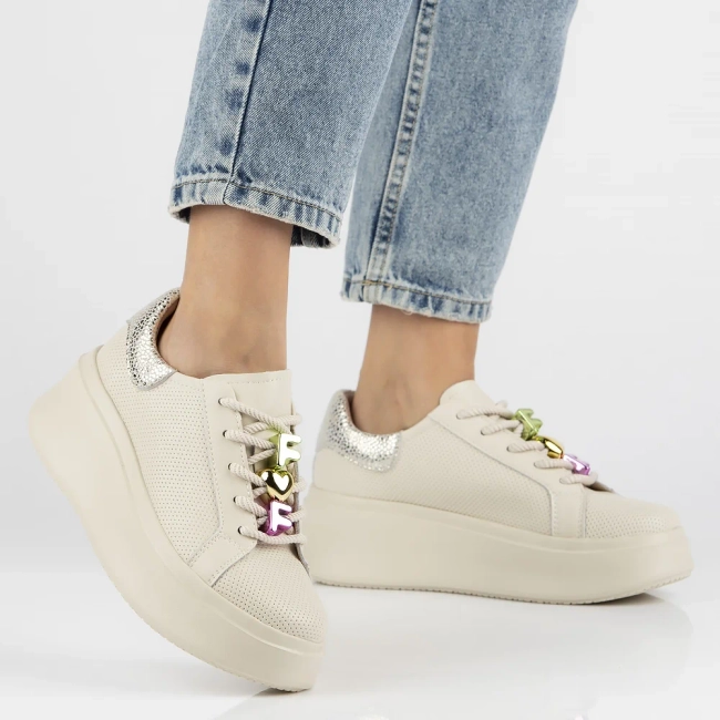 Béžové kožené sneakersy Filippo DP6793/25 BE