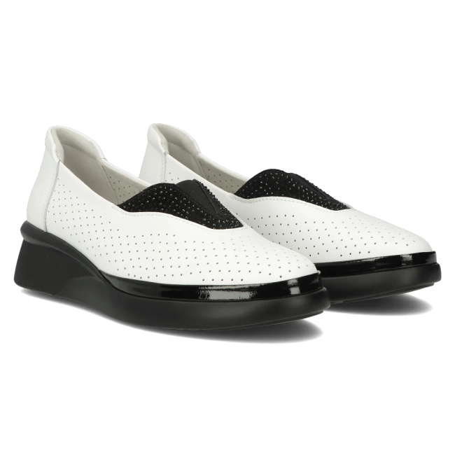 Bílé kožené polobotky Filippo DP6208/24 WH