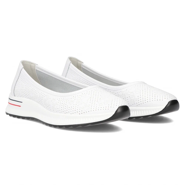 Bílé kožené polobotky Filippo DP6719/25 WH