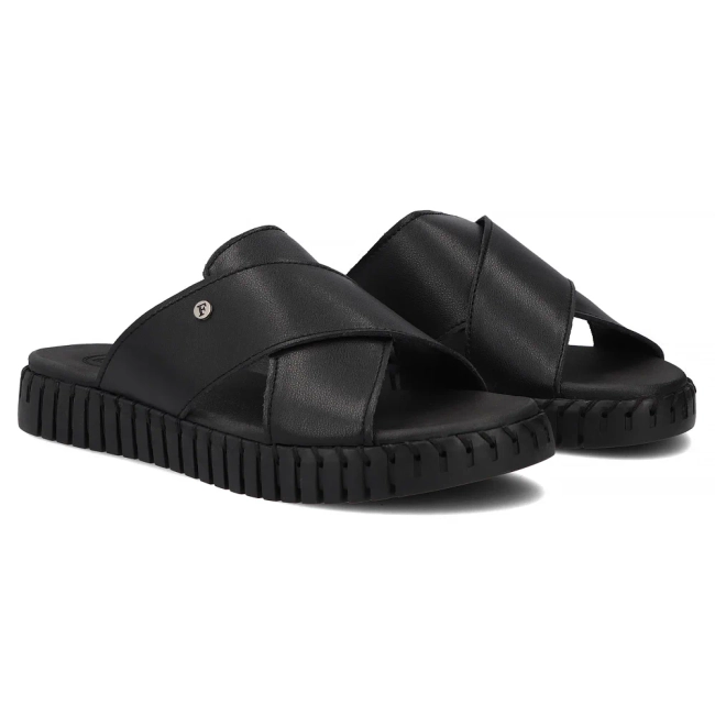 Černé kožené pantofle Filippo DK7626/26 BK