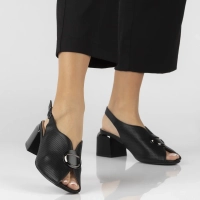 Černé kožené sandály Filippo DS7706/26 BK