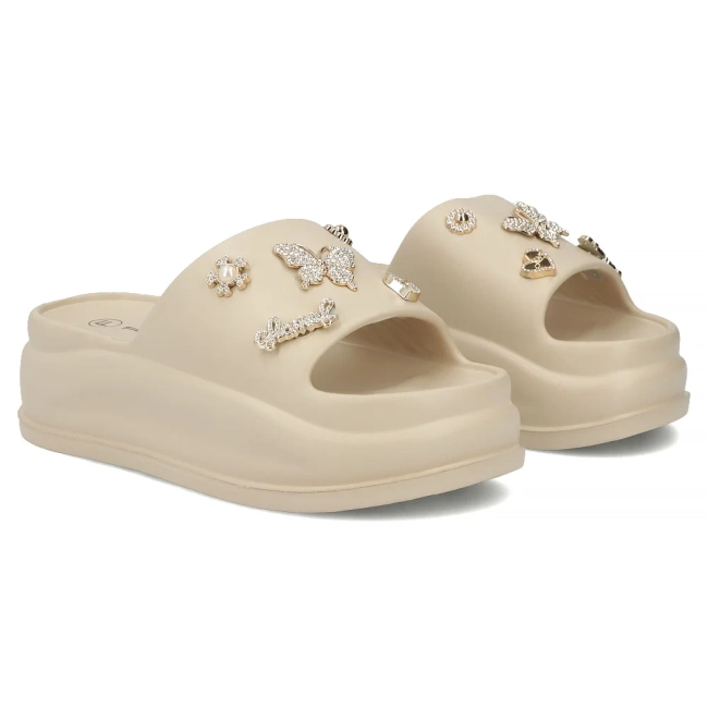 Béžové pantofle Filippo DK7913/26 BE